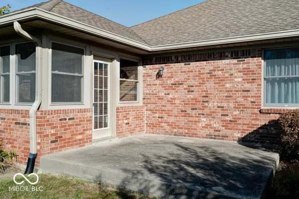 $319,000 | 1031 Woodridge Street, Brownsburg, IN 46112