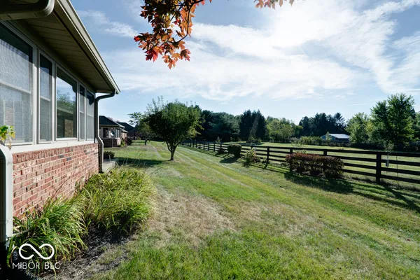 $319,000 | 1031 Woodridge Street, Brownsburg, IN 46112