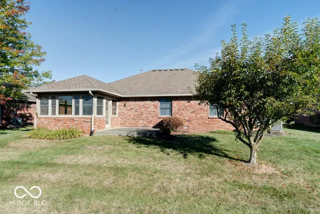 $330,000 | 1031 Woodridge Street, Brownsburg, IN 46112