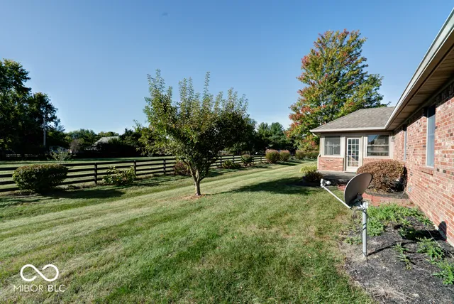 $330,000 | 1031 Woodridge Street, Brownsburg, IN 46112