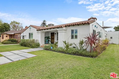 $1,288,000 | 9232 South 8th Avenue, Inglewood, CA 90305