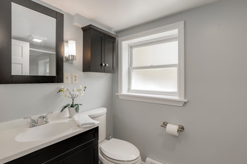 22 Laconia Road Natick, MA 01760 - Photo 13 of 34 Gallery Image 13
