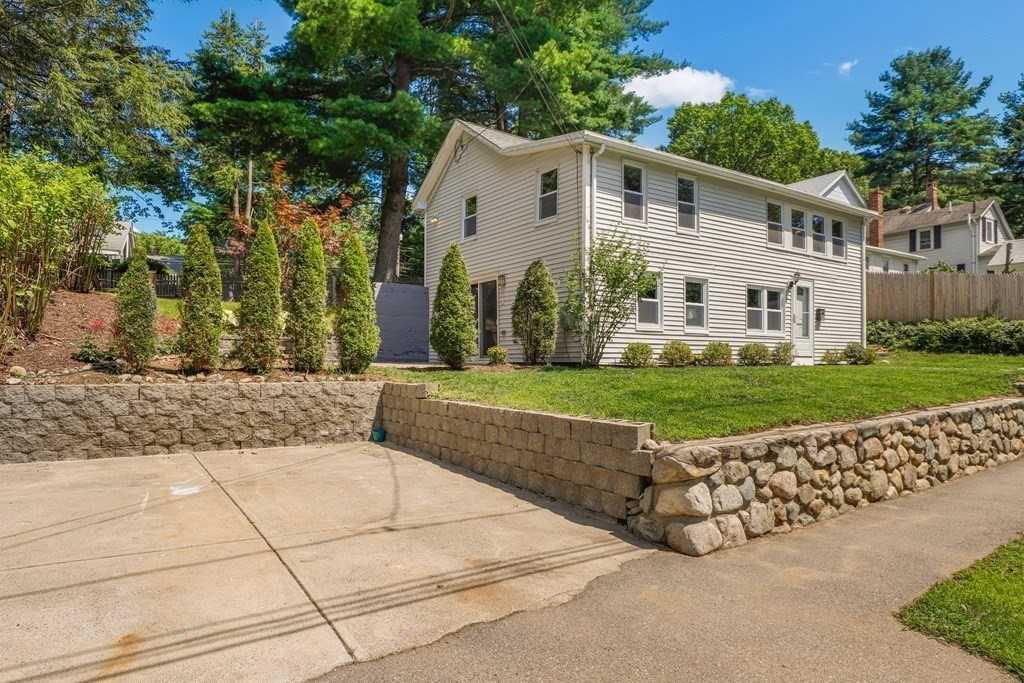 22 Laconia Road Natick, MA 01760 - Photo 29 of 34 Gallery Image 29