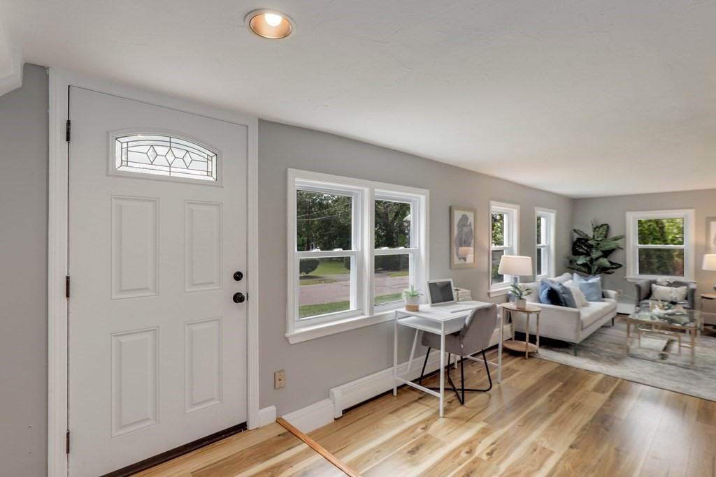 22 Laconia Road Natick, MA 01760 - Photo 3 of 34 Gallery Image 3