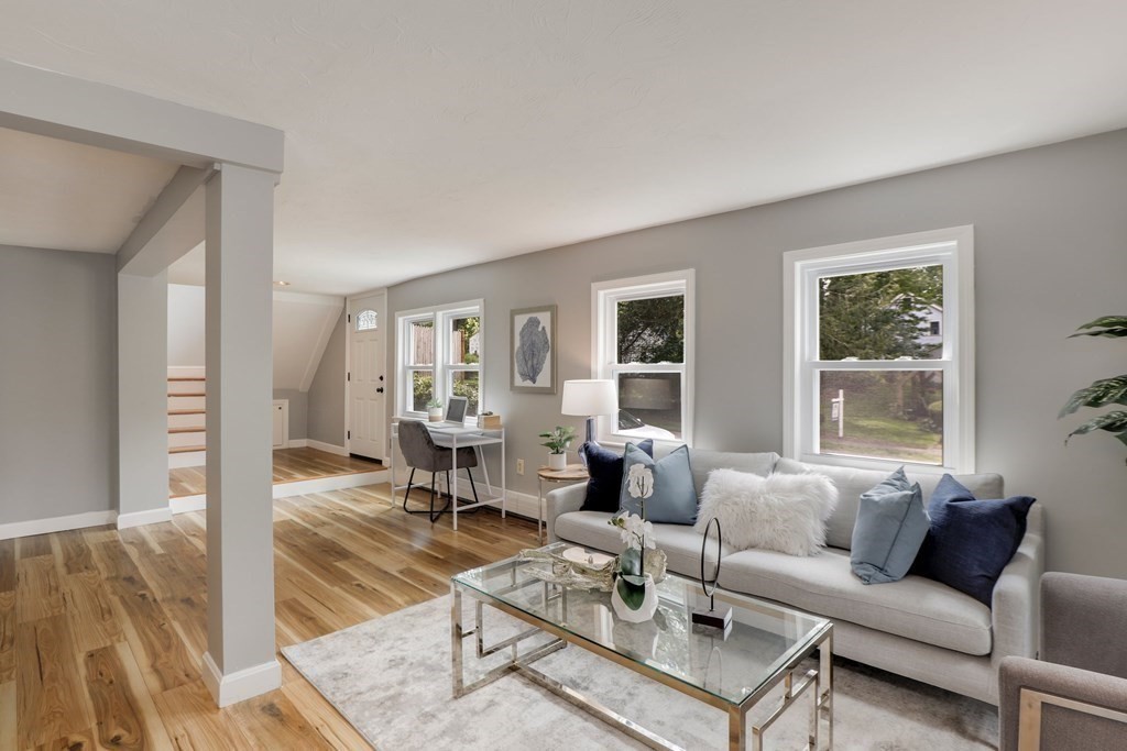 22 Laconia Road Natick, MA 01760 - Photo 4 of 34 Gallery Image 4