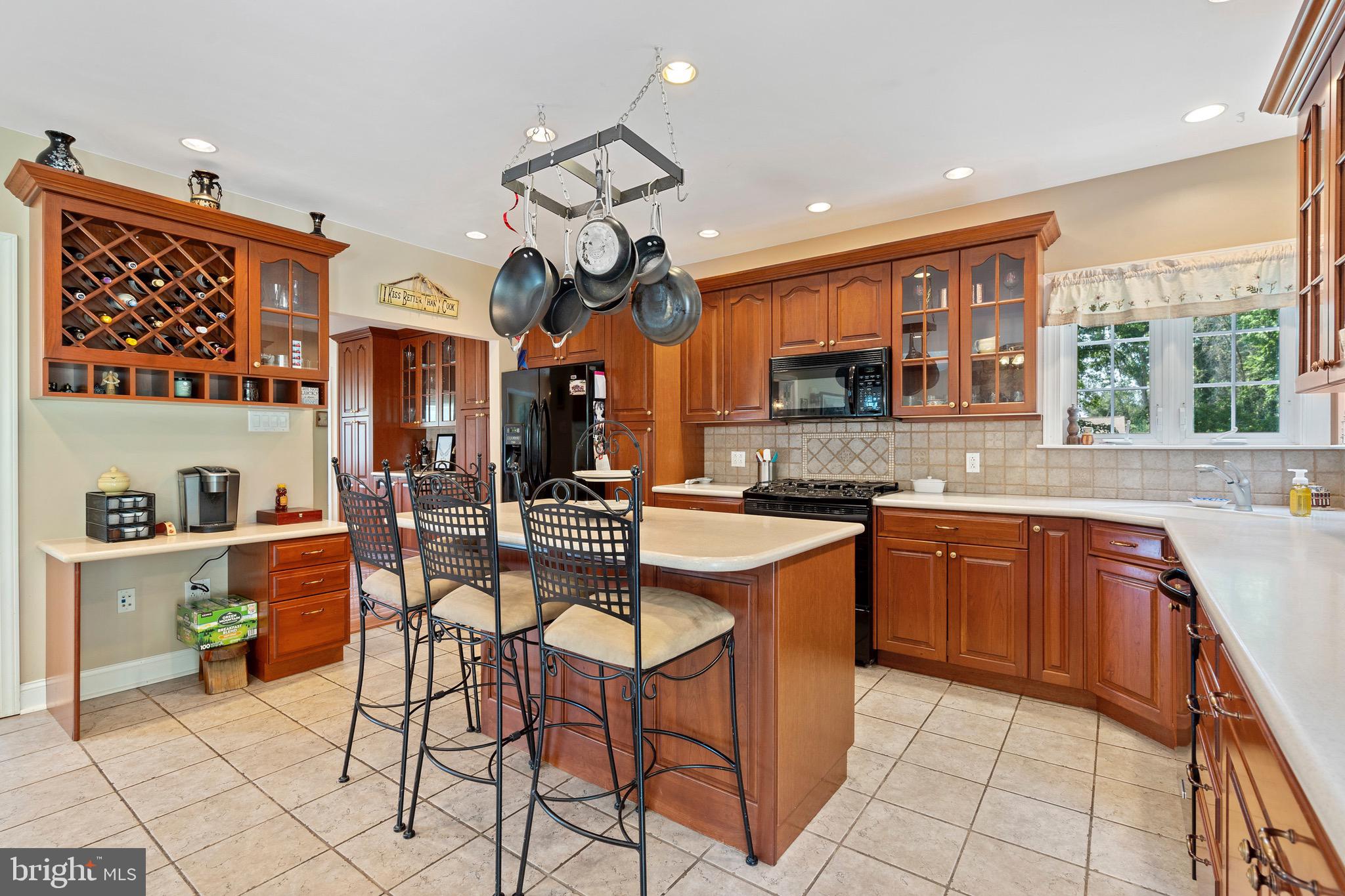 3272 Oak Road Huntingdon Valley, PA 19006 - Photo 18 of 61 Gallery Image 18
