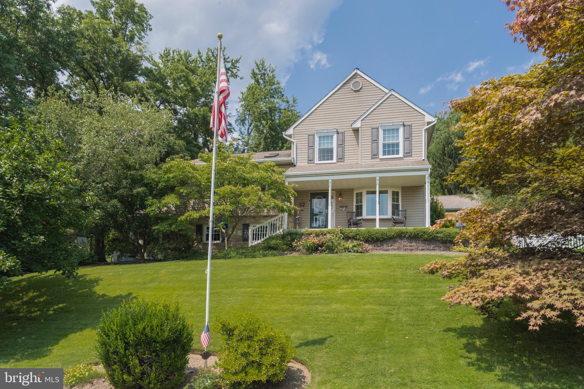 3272 Oak Road Huntingdon Valley, PA 19006 - Photo 3 of 61 Gallery Image 3