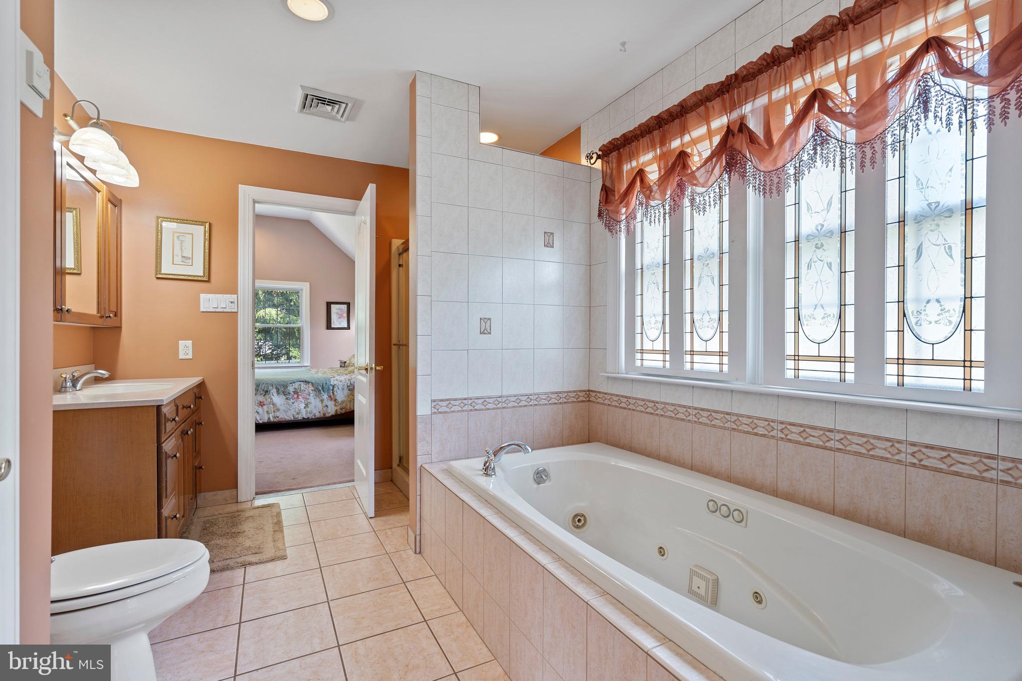 3272 Oak Road Huntingdon Valley, PA 19006 - Photo 32 of 61 Gallery Image 32