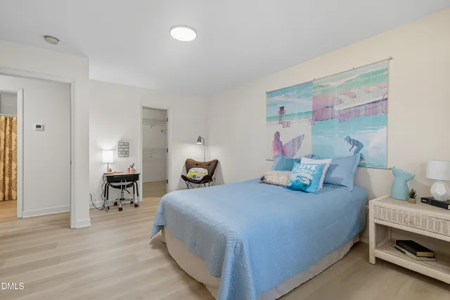 $699,999 | 100 Raven Lane, Carrboro, NC 27510