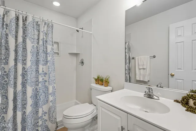 $699,999 | 100 Raven Lane, Carrboro, NC 27510