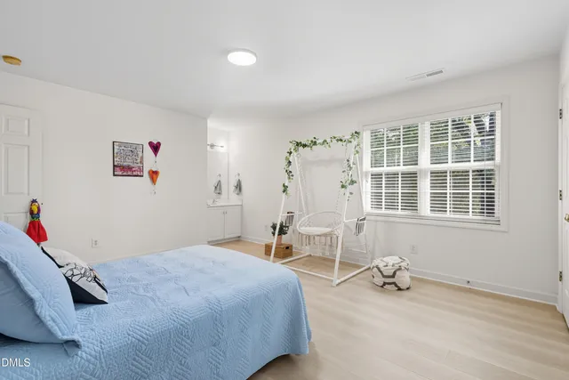 $699,999 | 100 Raven Lane, Carrboro, NC 27510