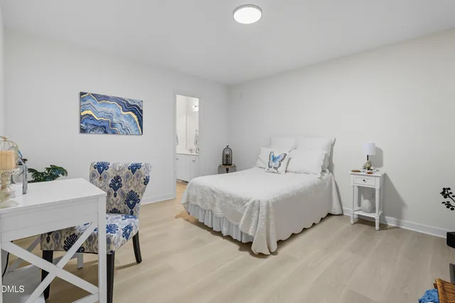 $699,999 | 100 Raven Lane, Carrboro, NC 27510