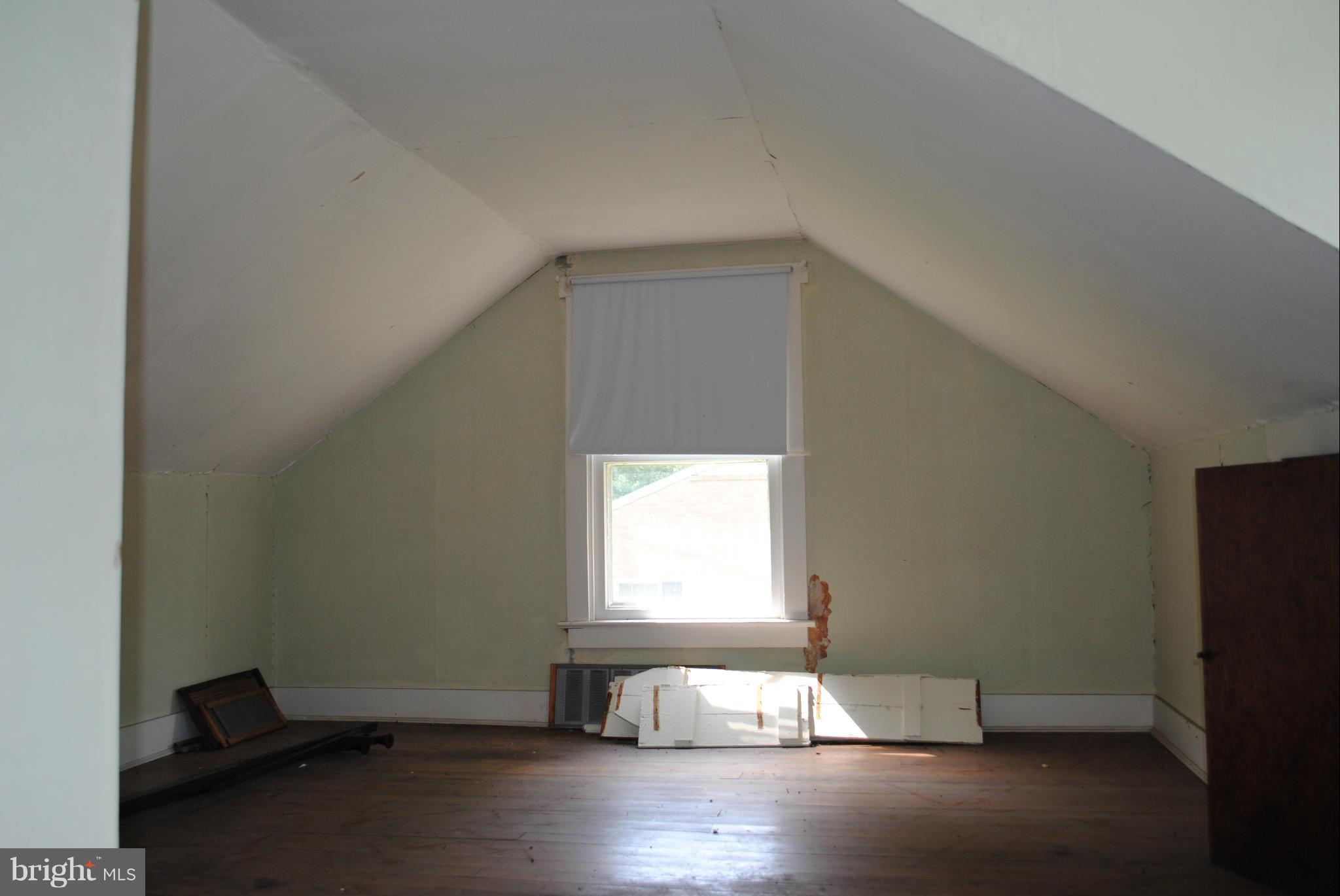 5133 Skinners Neck Road Rock Hall, MD 21661 - Photo 12 of 17 Interior (General)