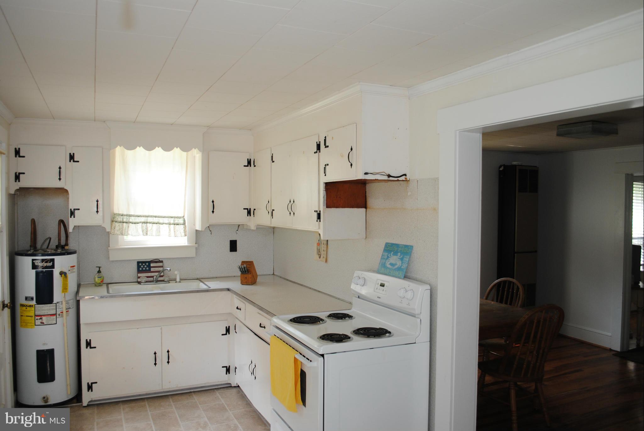 5133 Skinners Neck Road Rock Hall, MD 21661 - Photo 14 of 17 Kitchen