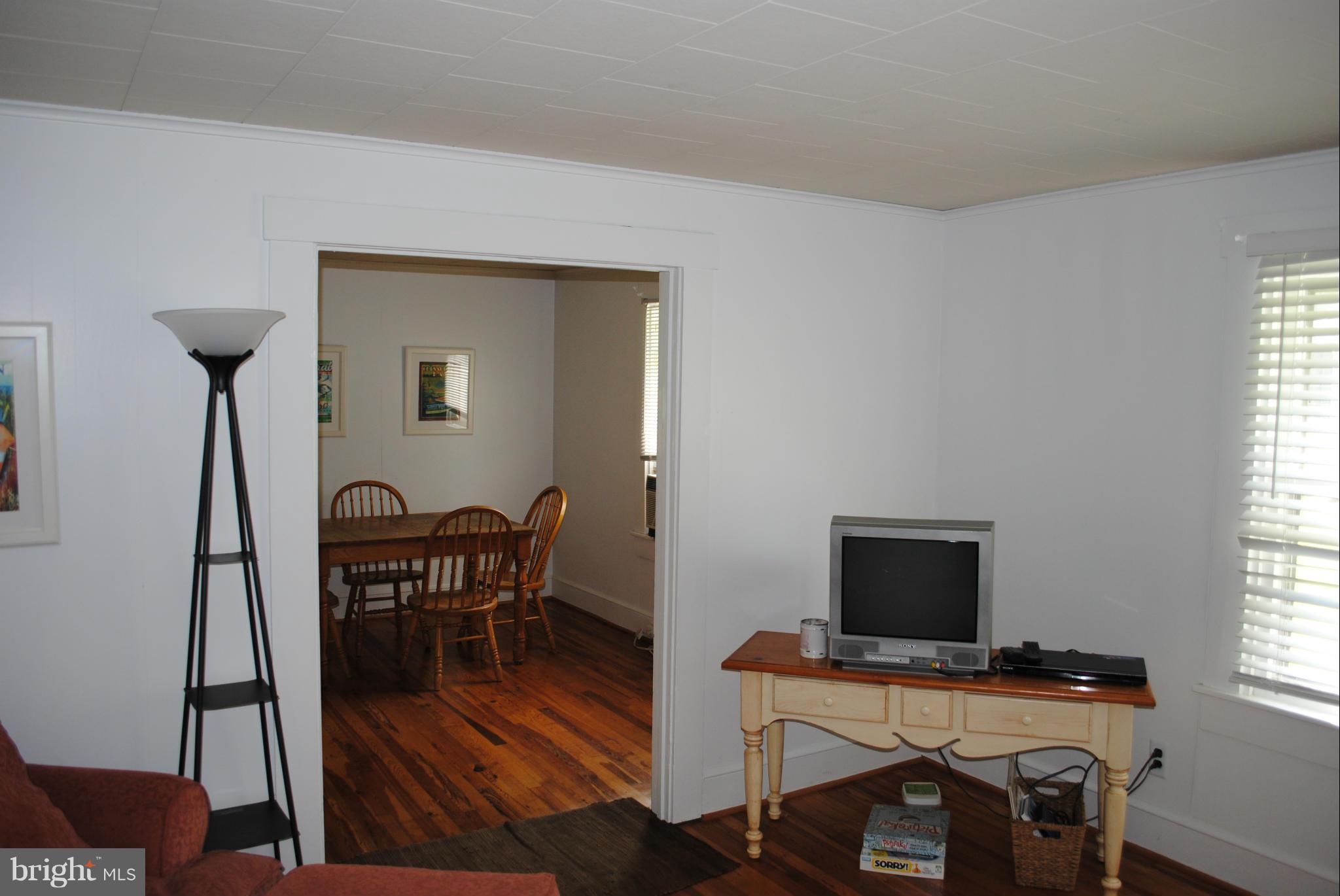 5133 Skinners Neck Road Rock Hall, MD 21661 - Photo 10 of 17 Living Room