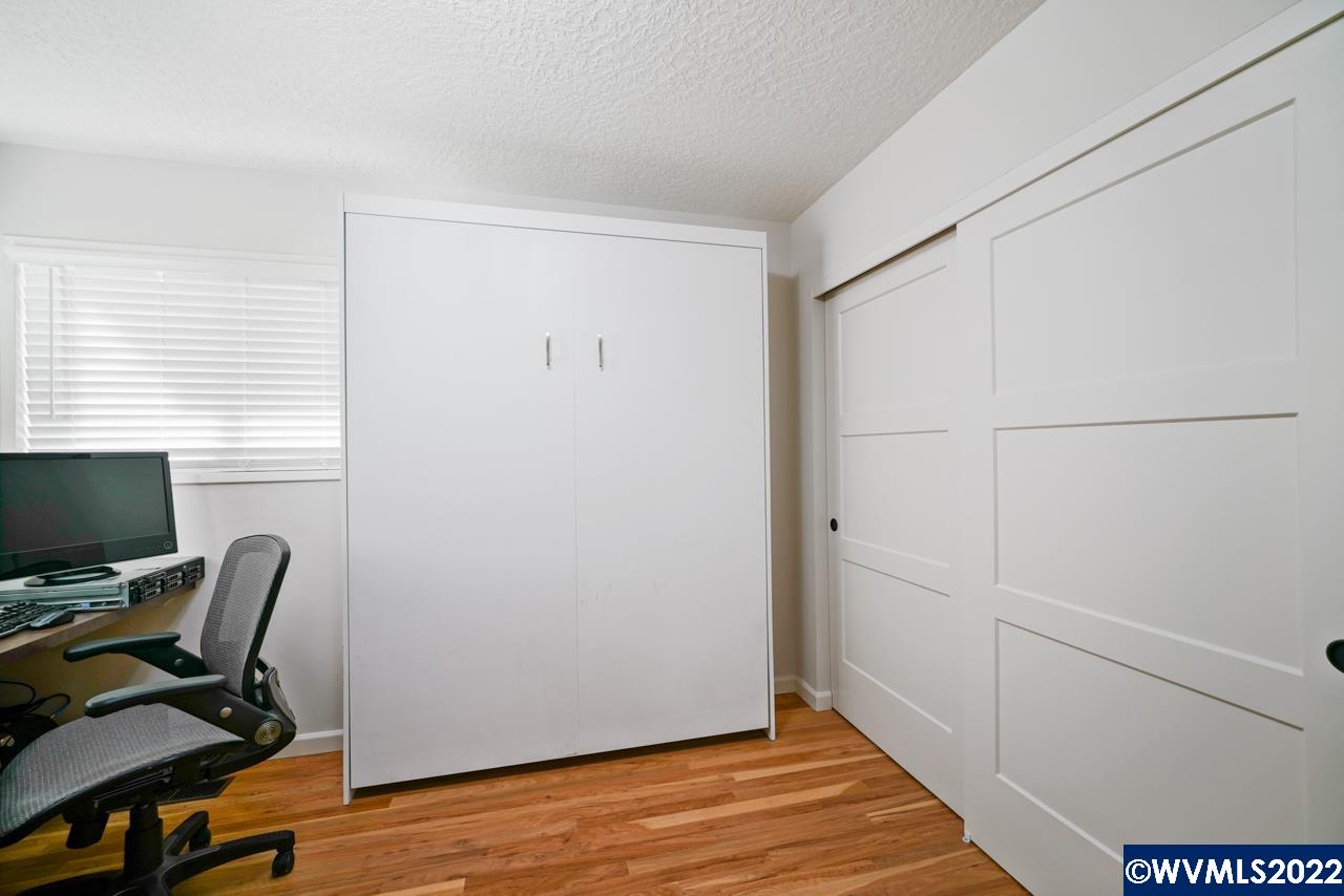 1083 Stanfield Road Woodburn, OR 97071 - Photo 19 of 28 Gallery Image 19