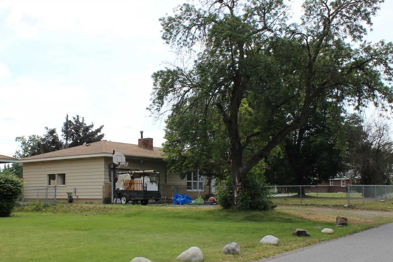 1004 North Wilbur Road Spokane Valley, WA 99206 - Photo 3 of 19 Gallery Image 3