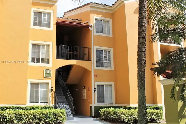 $345,000 | 2400 East Preserve Way, Unit 304, Miramar, FL 33025