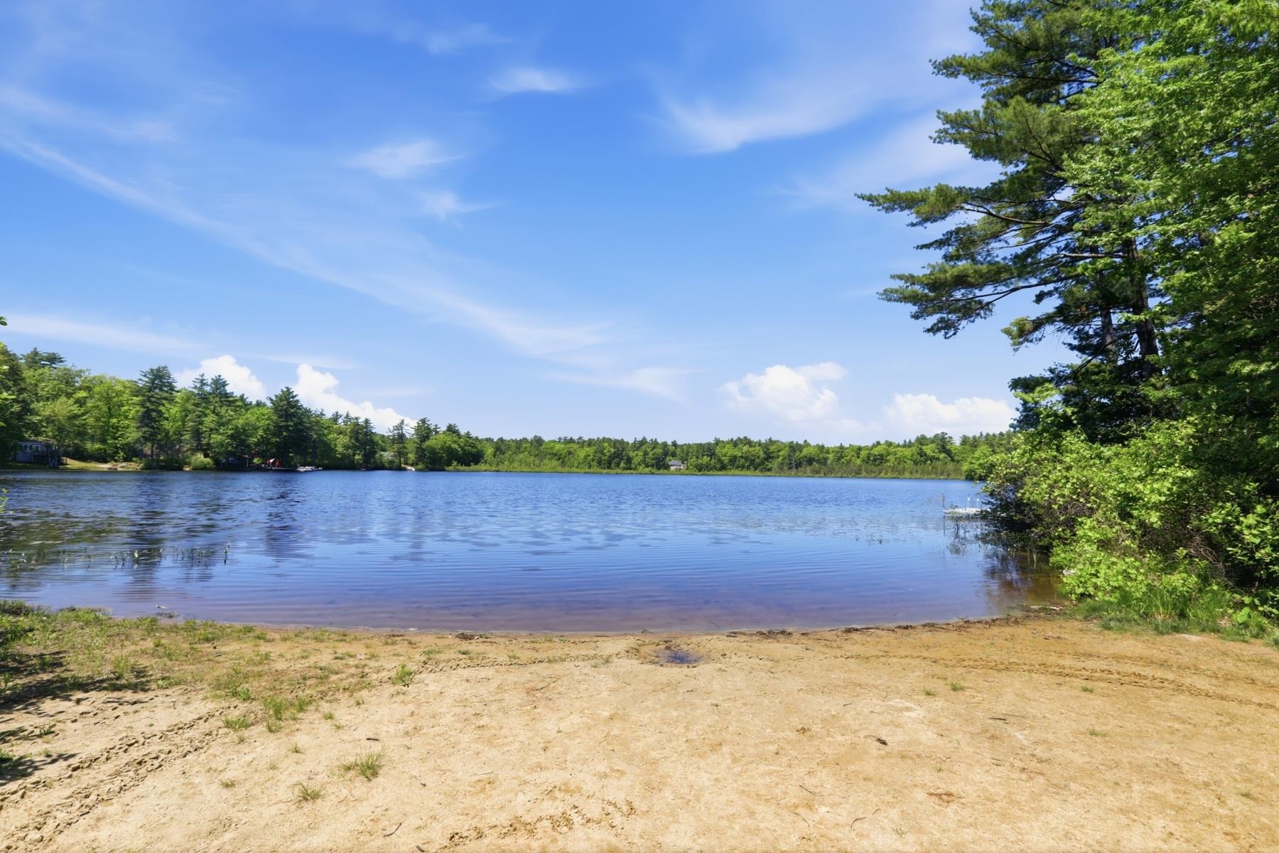 22 Hemlock Circle Sandown, NH 03873 - Photo 52 of 58
