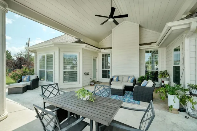 a view of a fountain in a yard with a fountain