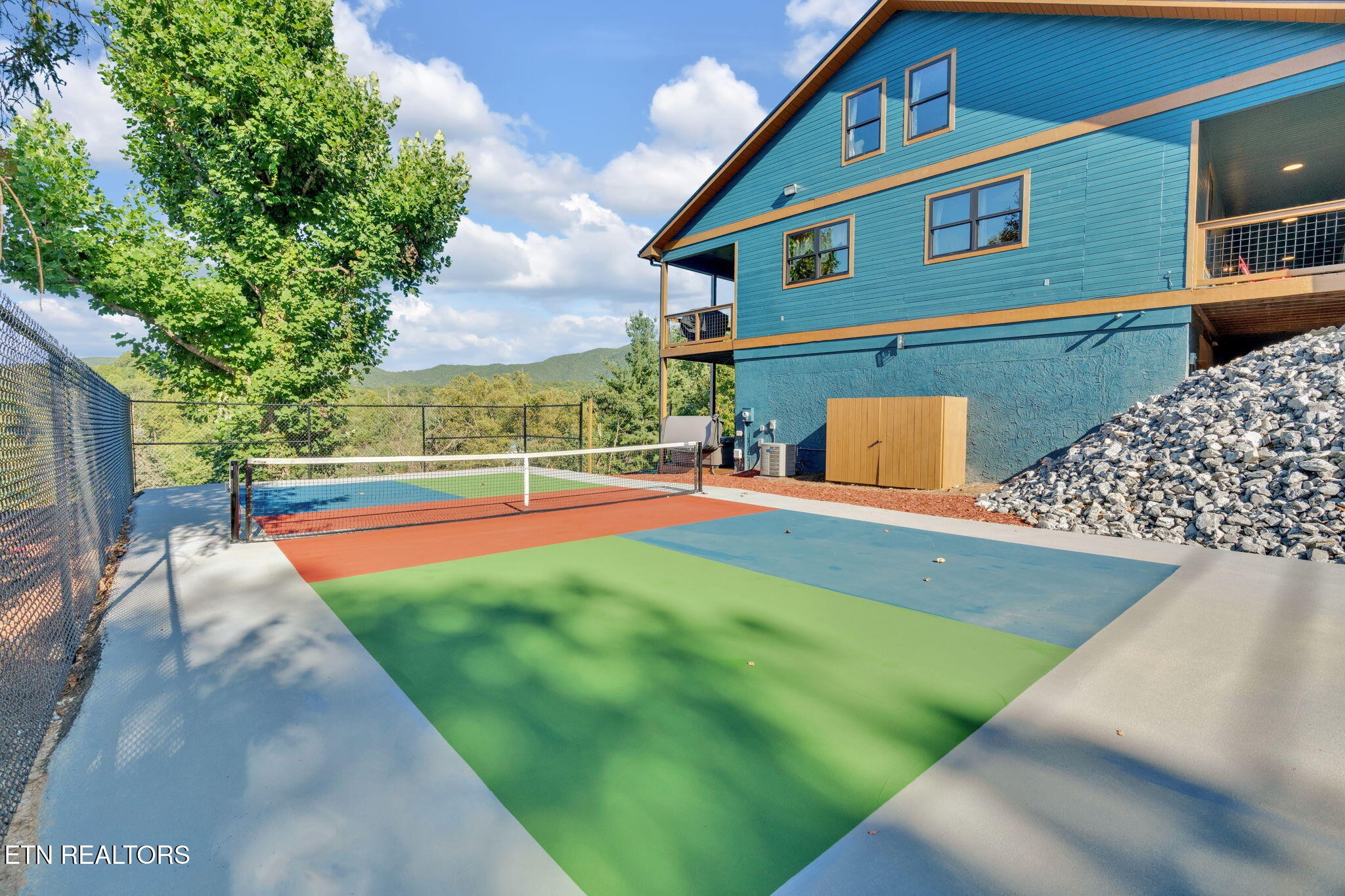 3369 Robeson Road Sevierville, TN 37862 - Photo 4 of 31