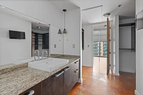 $525,000 | 600 12th Avenue South, Unit 1608, Nashville, TN 37203