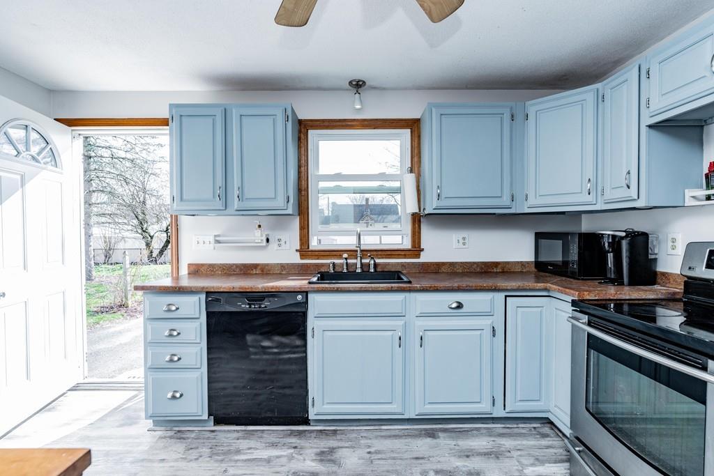 206 Prentice Street Springfield, MA 01104 - Photo 2 of 29