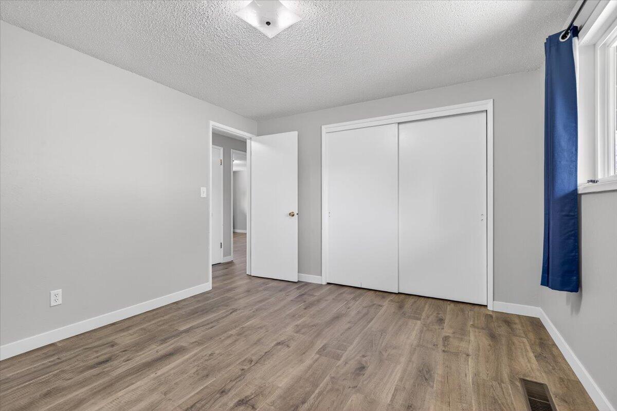 309 North Berkeley Way Medford, OR 97504 - Photo 22 of 32 20-19