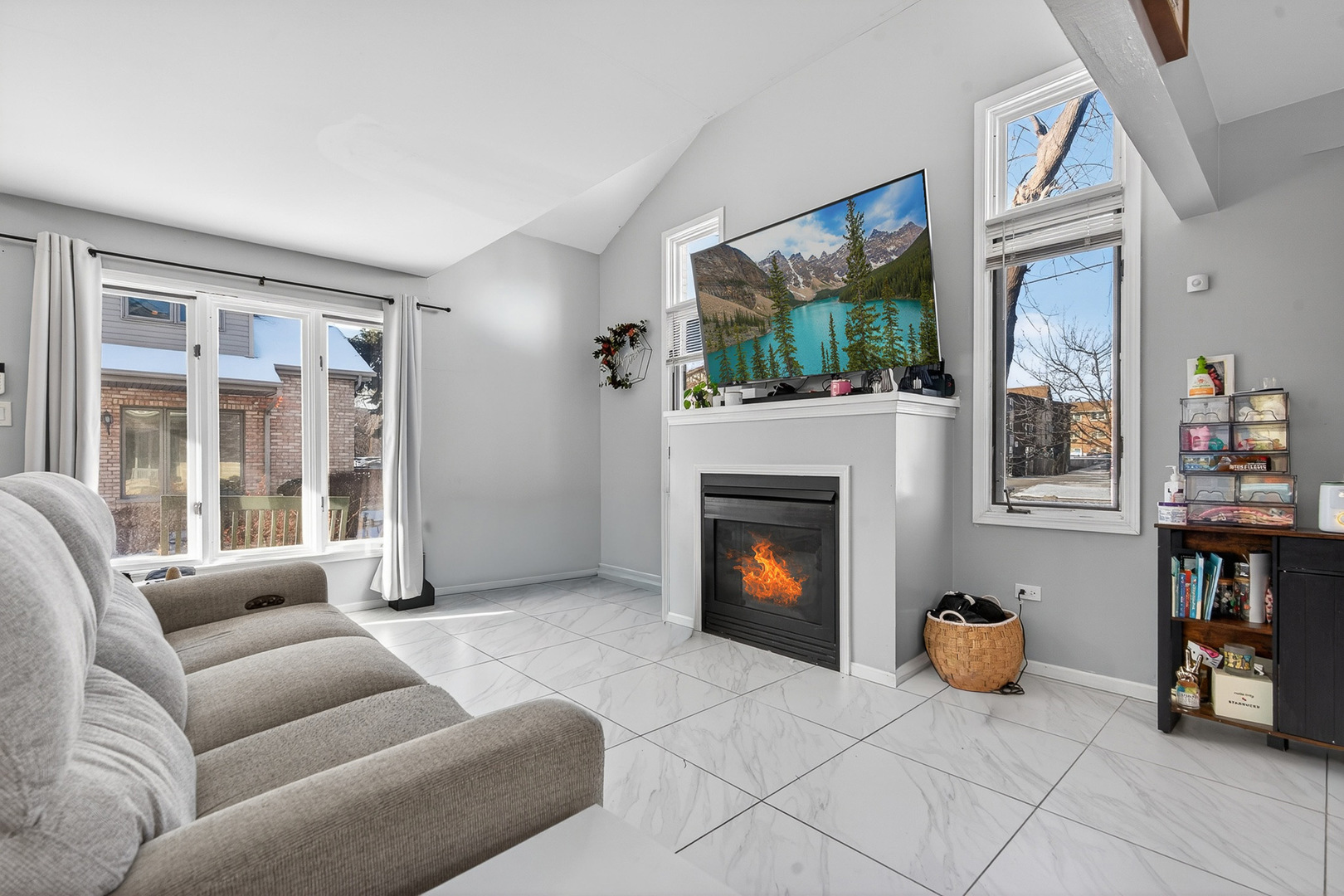 7045 100th Street Chicago Ridge, IL 60415 - Photo 4 of 28