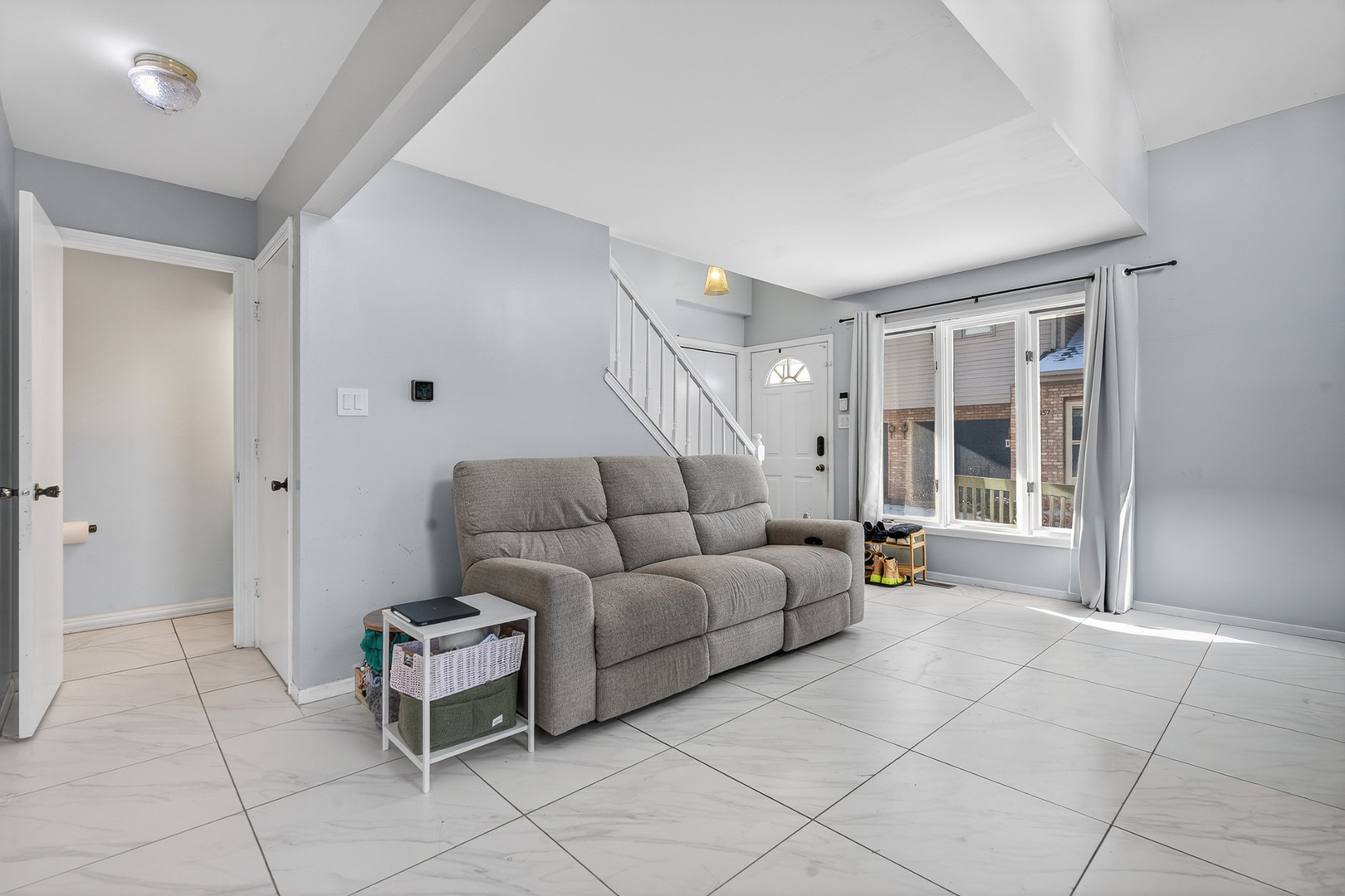 7045 100th Street Chicago Ridge, IL 60415 - Photo 5 of 28