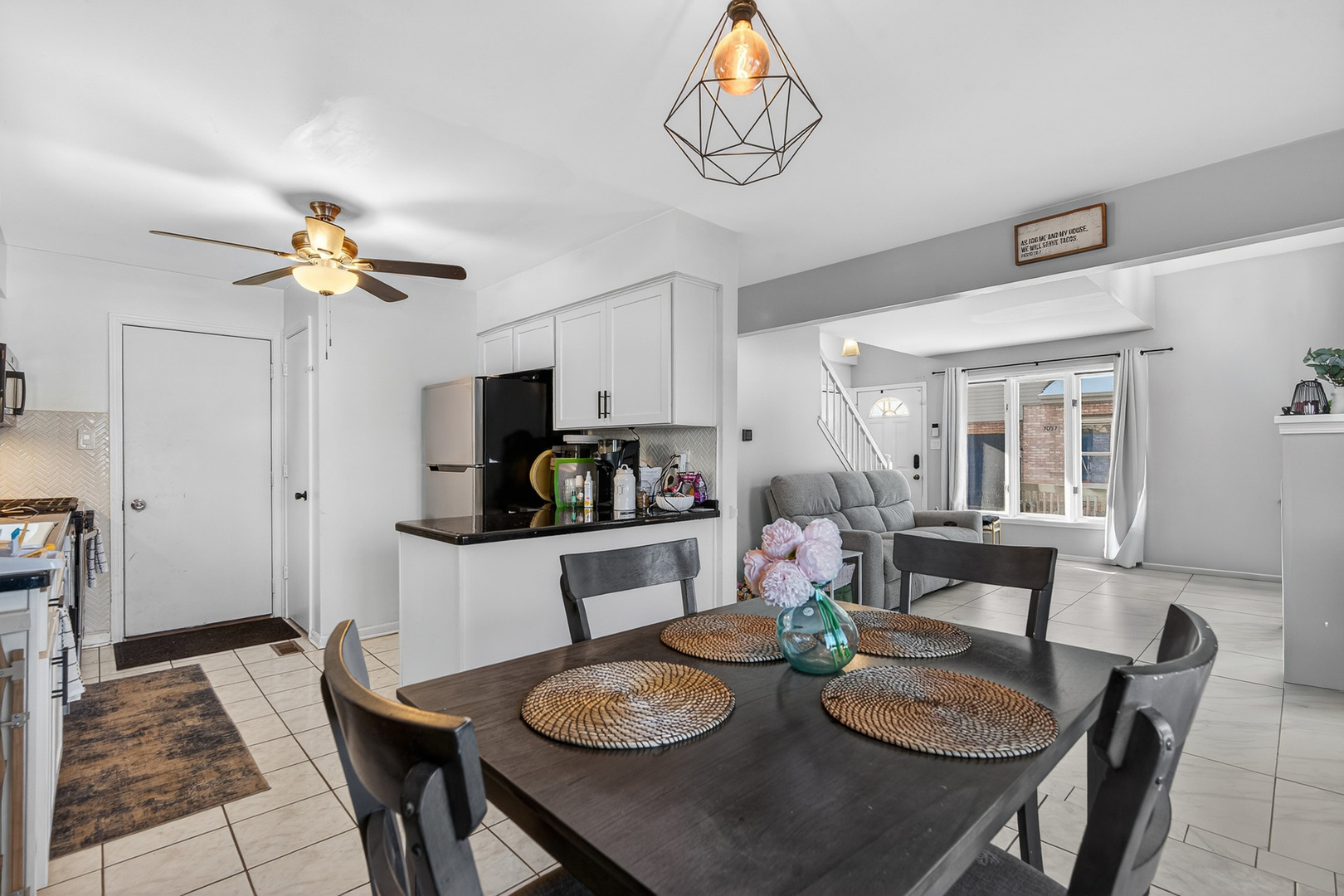 7045 100th Street Chicago Ridge, IL 60415 - Photo 9 of 28