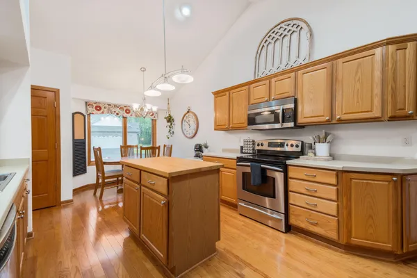 $399,900 | N161W18890 Jared Drive, Unit 251, Jackson, WI 53037