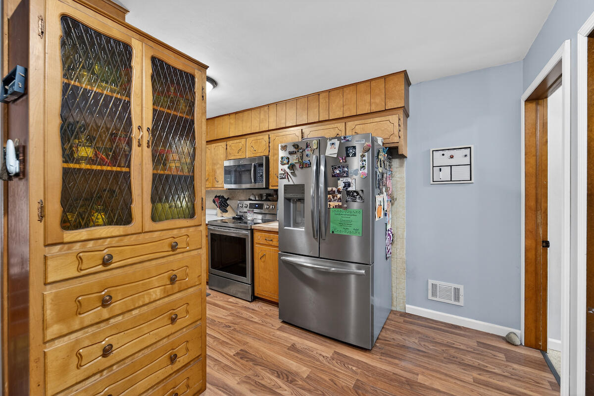 408 9th Street Somers, WI 53140 - Photo 7 of 22 8