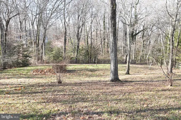 $4,000 | 4036 Trapp Road, Fairfax, VA 22032