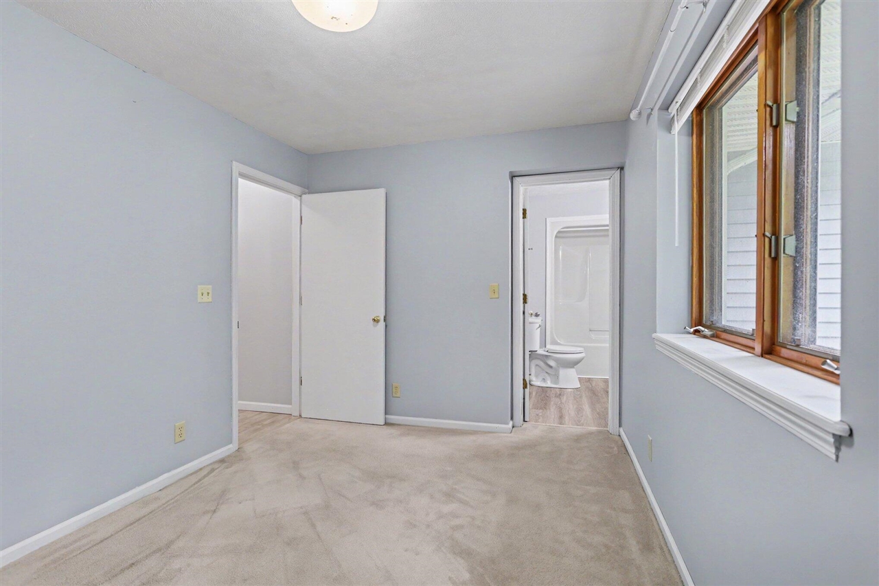 2985 West Kirby Road Battle Creek, MI 49017 - Photo 20 of 33
