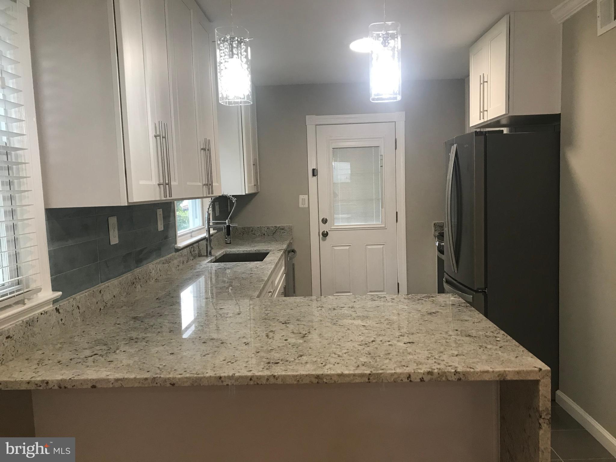 5605 Norton Road Alexandria, VA 22303 - Photo 6 of 28 Gallery Image 6