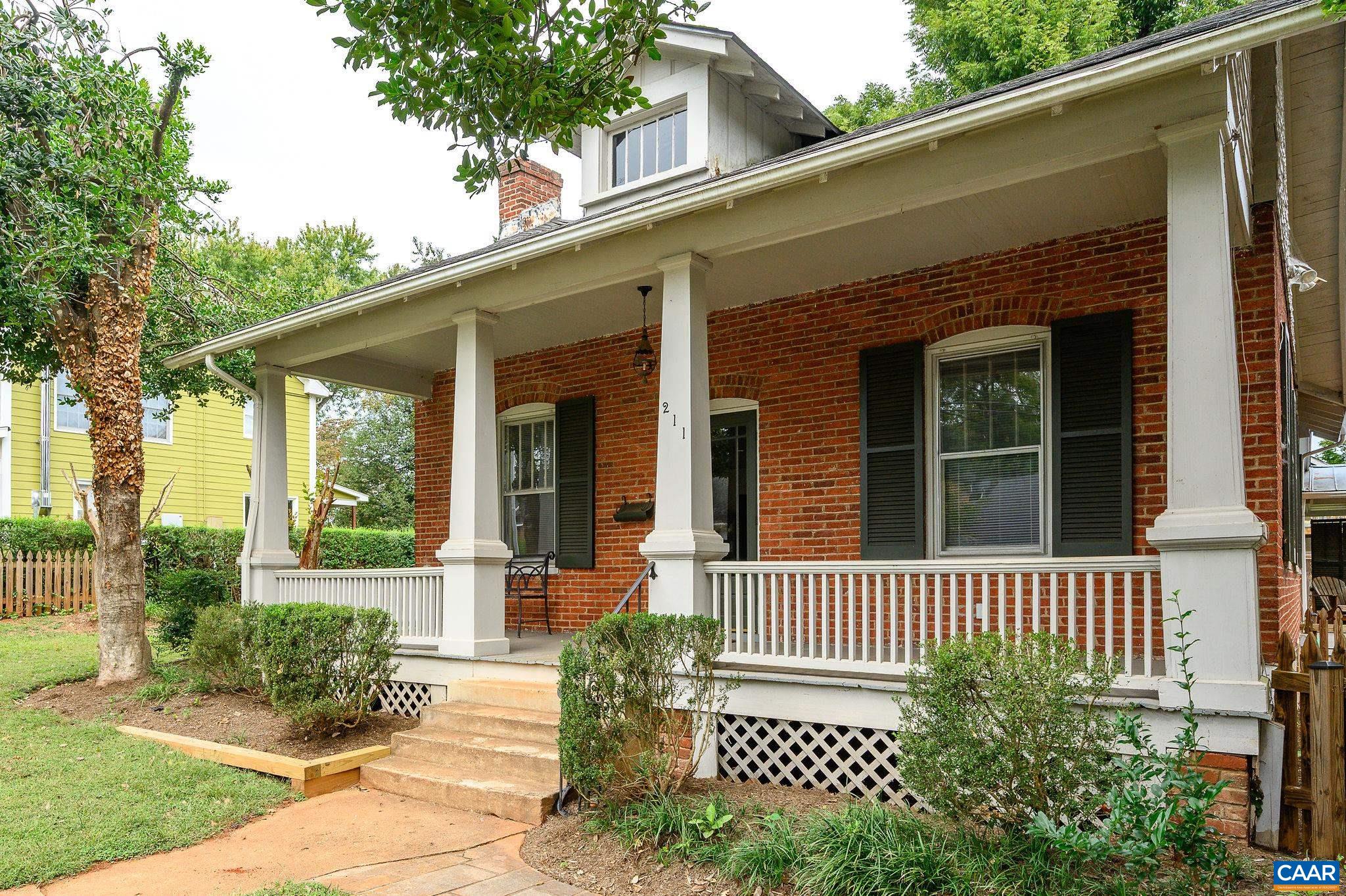 211 Robertson Avenue Charlottesville, VA 22903 - Photo 2 of 28 front view of a house