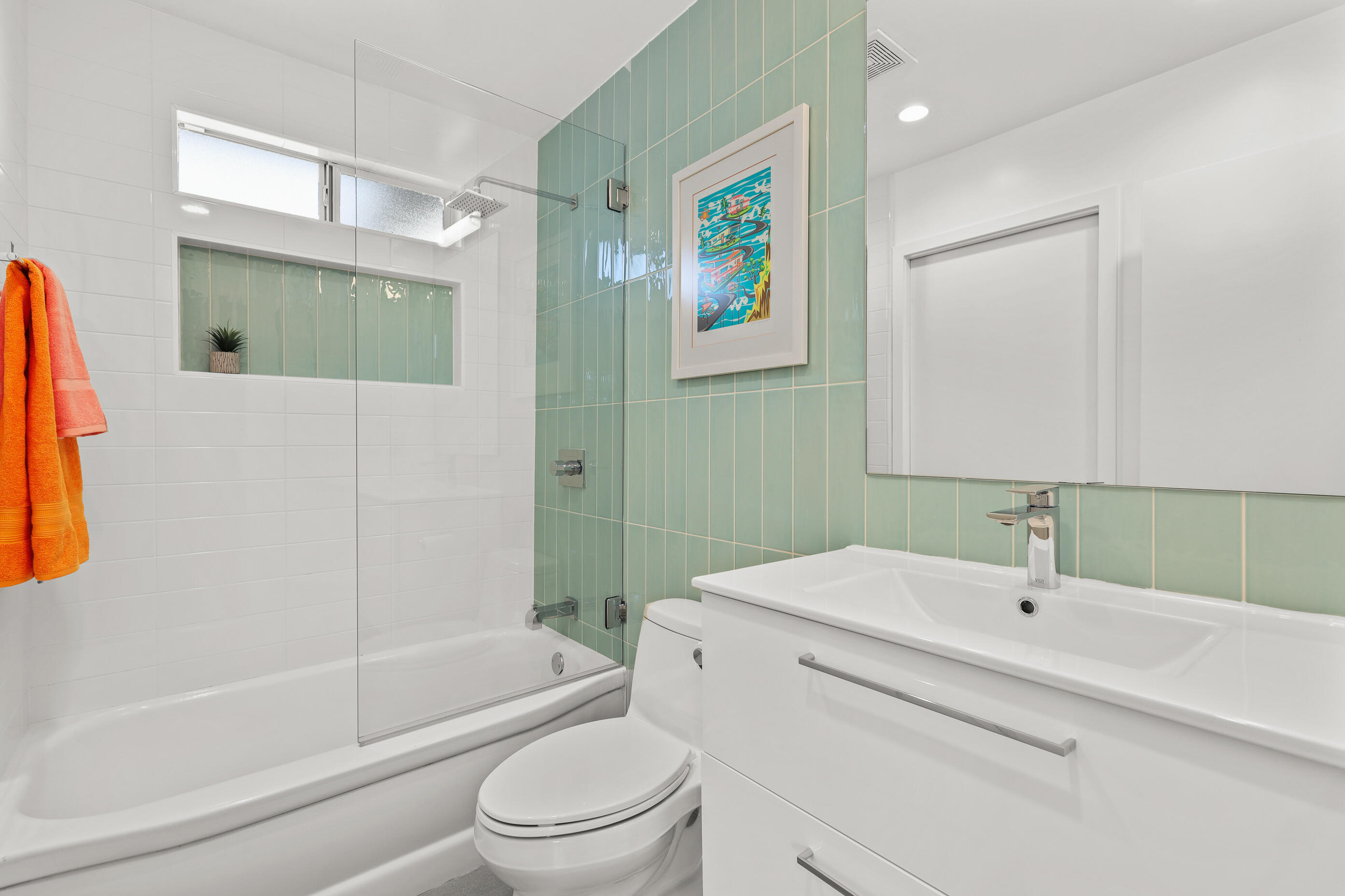 70170 Sun Valley Drive Rancho Mirage, CA 92270 - Photo 20 of 25 a bathroom with a sink a toilet and shower