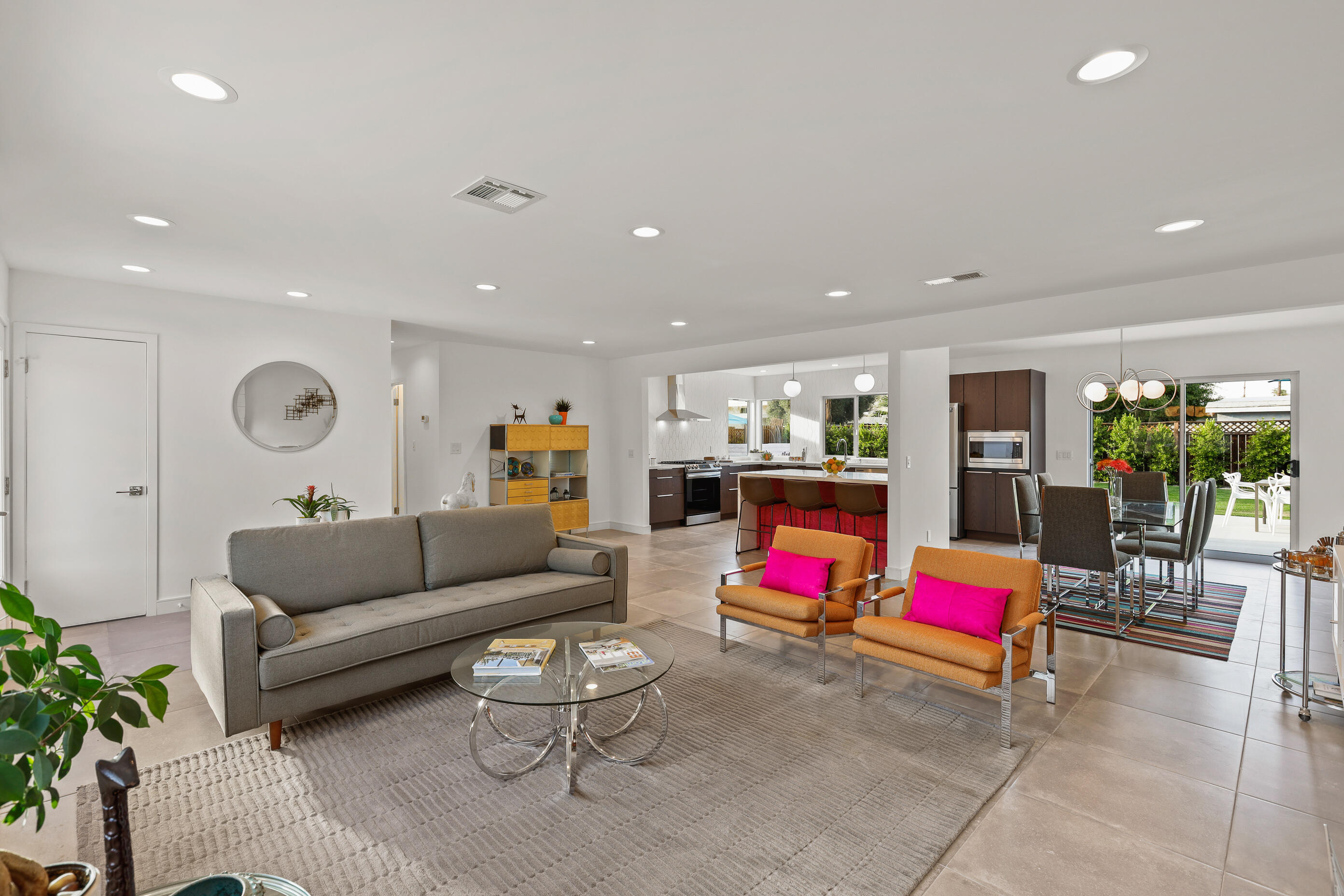70170 Sun Valley Drive Rancho Mirage, CA 92270 - Photo 5 of 25 a living room with furniture and kitchen view