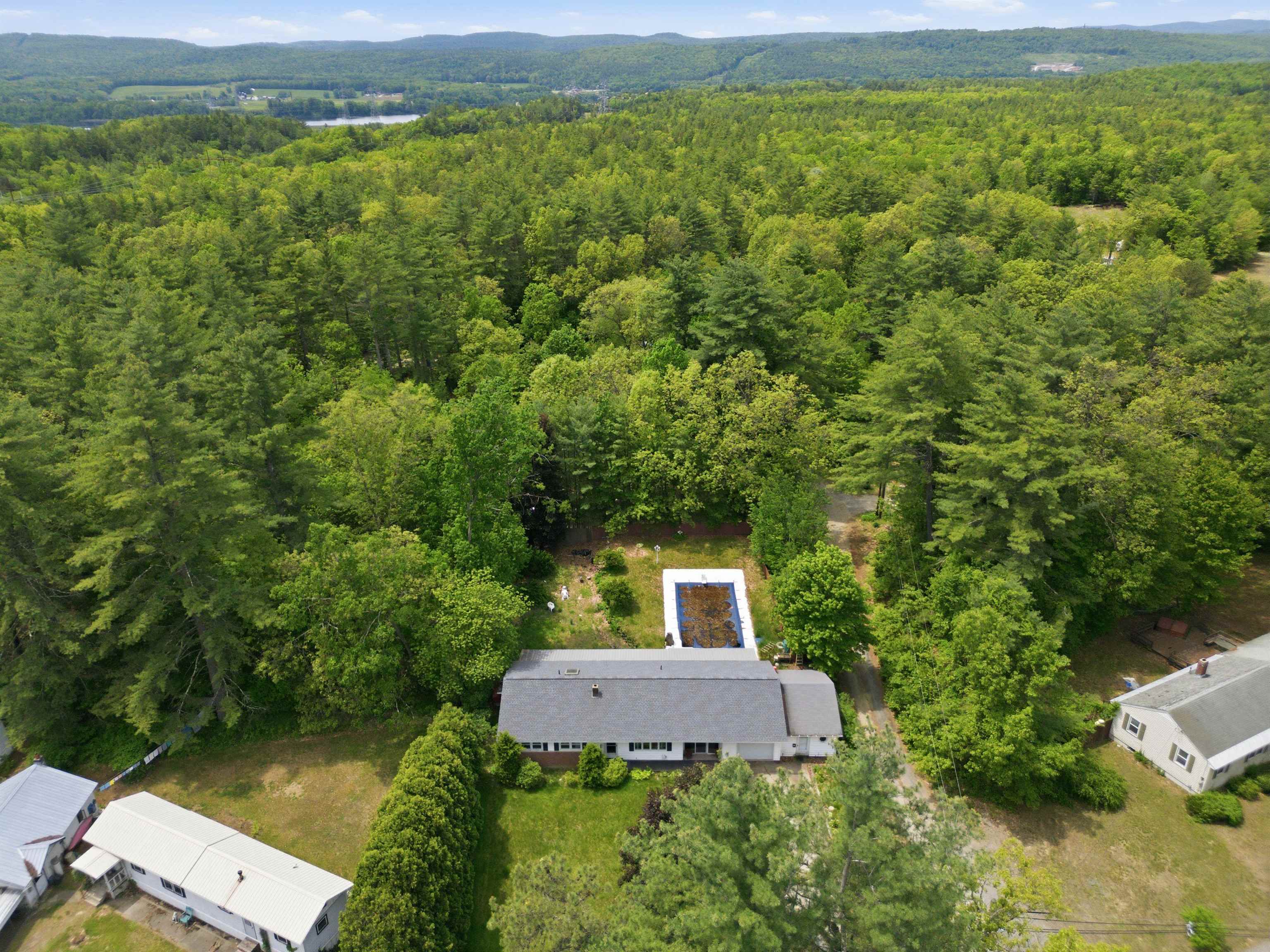 219 Plain Road Hinsdale, NH 03451 - Photo 10 of 19
