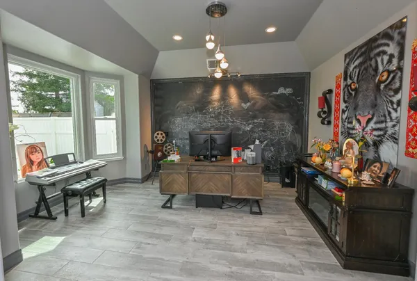$1,995,000 | 11027 North Stanford Avenue, Clovis, CA 93619