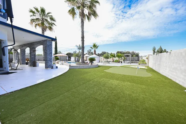 $1,995,000 | 11027 North Stanford Avenue, Clovis, CA 93619