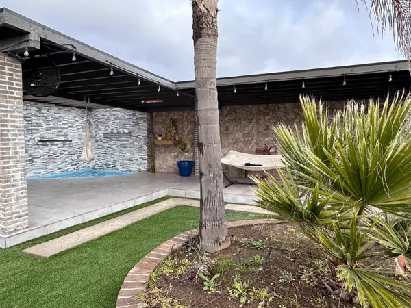 $1,995,000 | 11027 North Stanford Avenue, Clovis, CA 93619