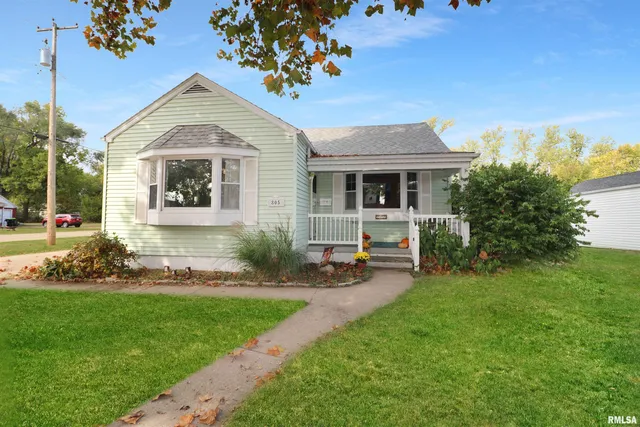 $158,800 | 805 North Benedict Street, Chillicothe, IL 61523