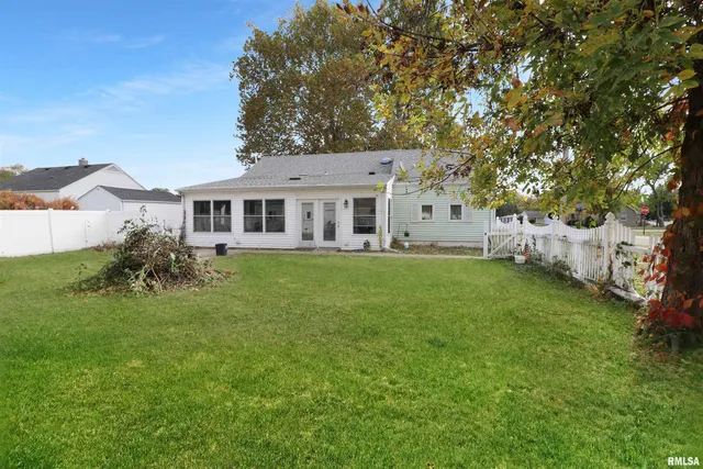 $158,800 | 805 North Benedict Street, Chillicothe, IL 61523