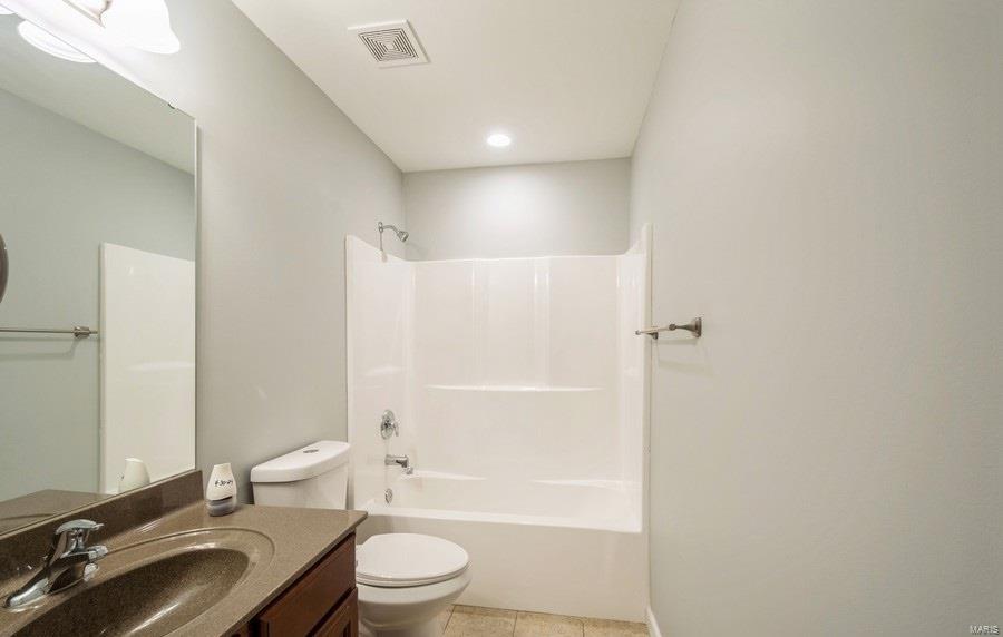 16345 Justus Post Road, Unit 6 Chesterfield, MO 63017 - Photo 15 of 15 Gallery Image 15
