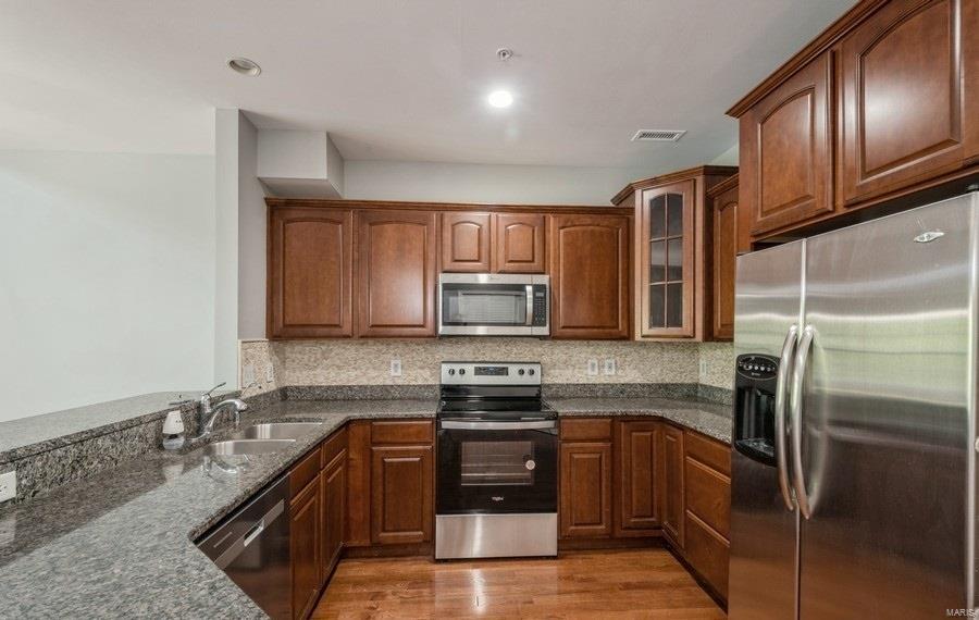 16345 Justus Post Road, Unit 6 Chesterfield, MO 63017 - Photo 7 of 15 Gallery Image 7