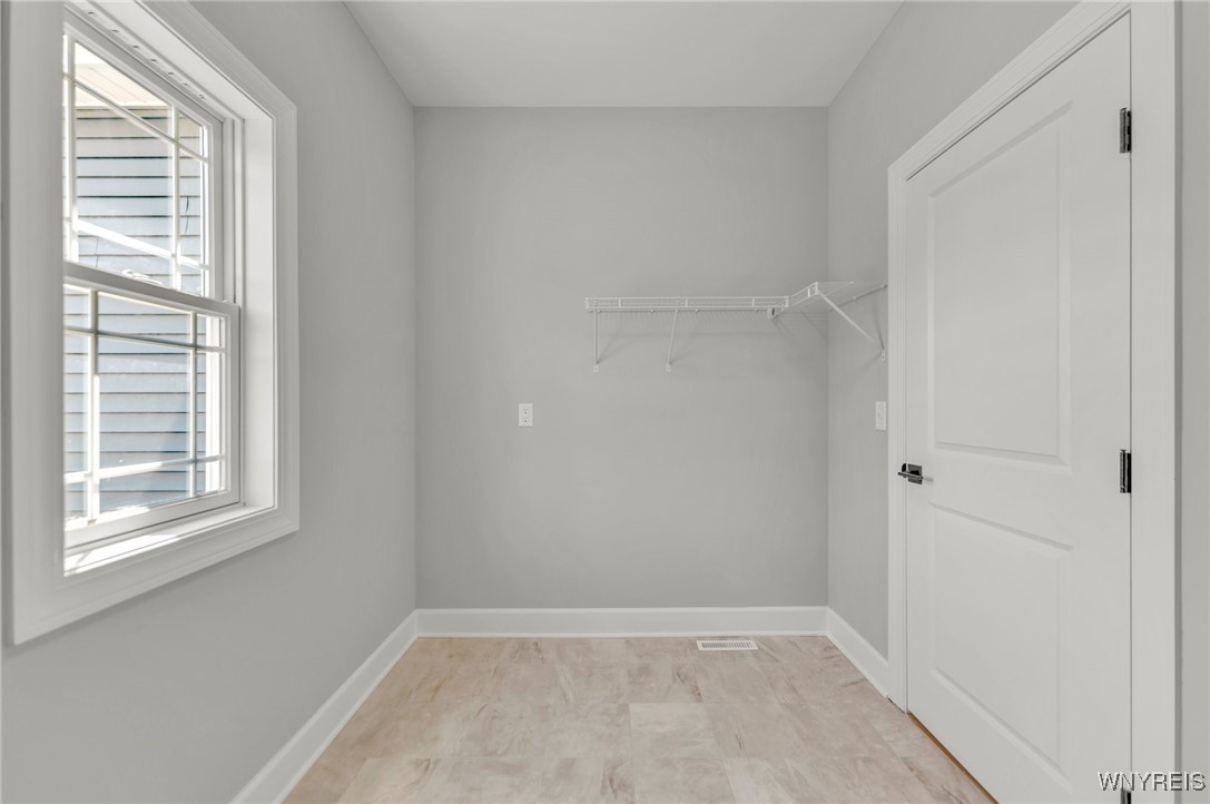 7019 Witmer Road Wheatfield, NY 14120 - Photo 21 of 50