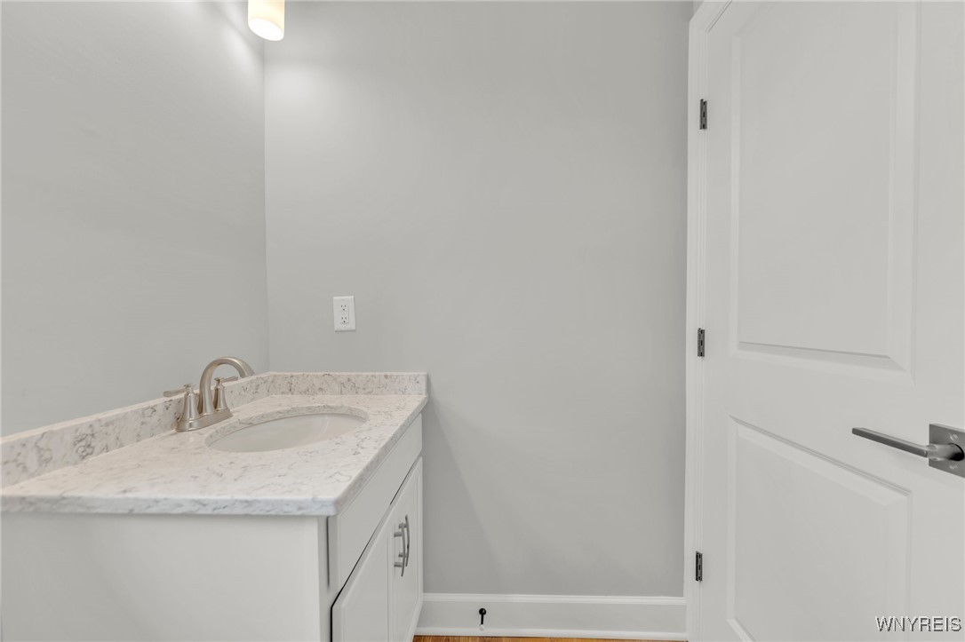 7019 Witmer Road Wheatfield, NY 14120 - Photo 23 of 50