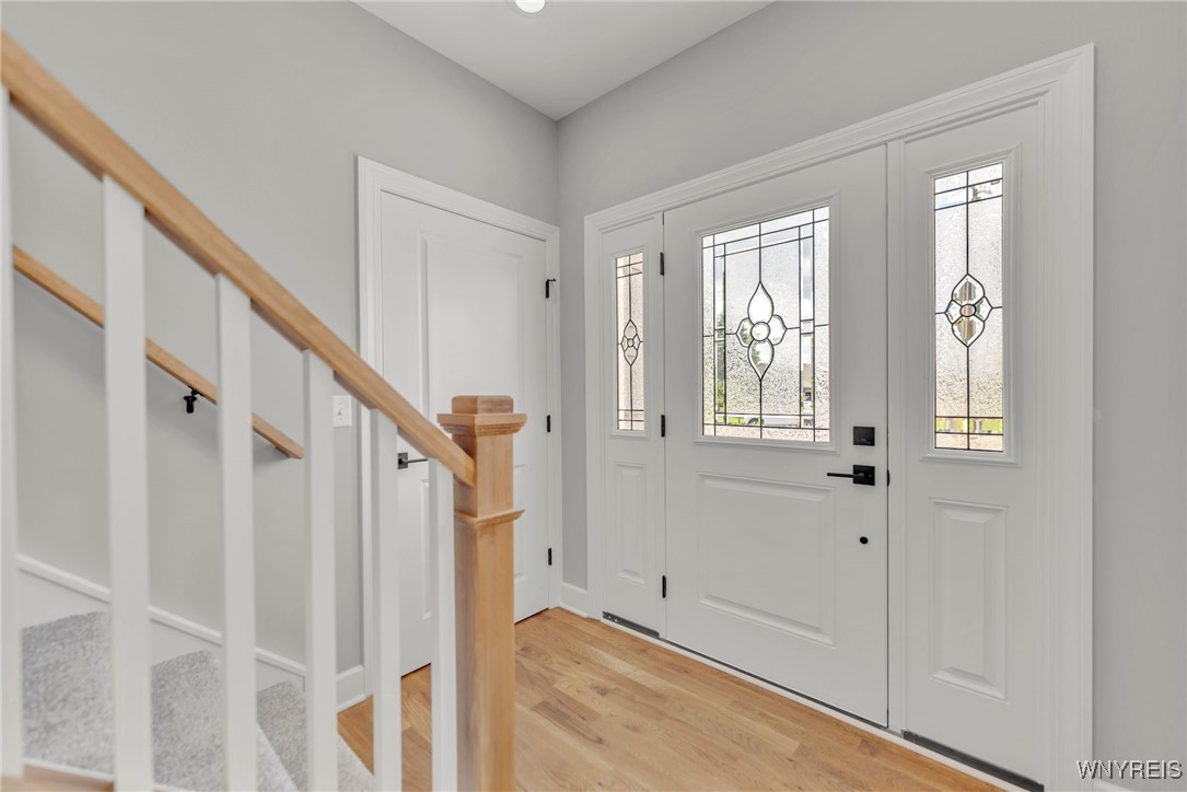 7019 Witmer Road Wheatfield, NY 14120 - Photo 4 of 50